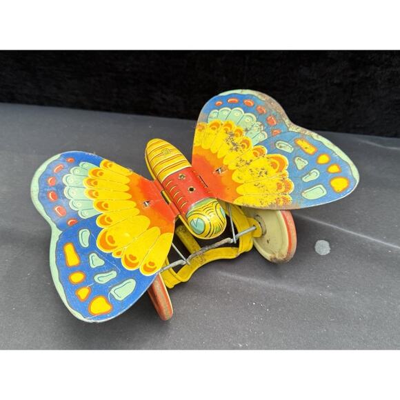 Vtg 1950’s J. Chein & Co. Tin Litho Butterfly Push Toy w Stick Flaps Wings- T24 - Picture 1 of 11